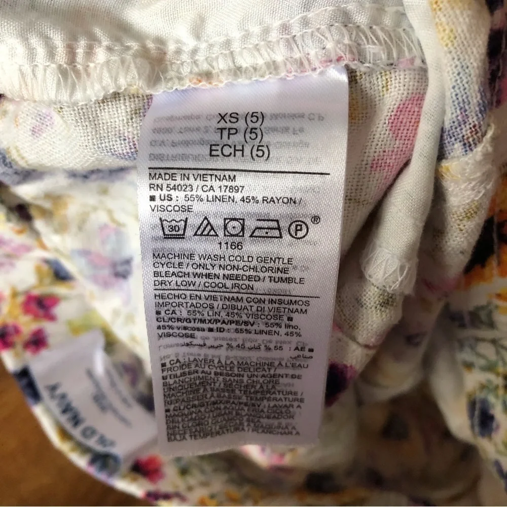 Old Navy Linen Blend Floral shorts with Functional Drawstring in size XS(5)